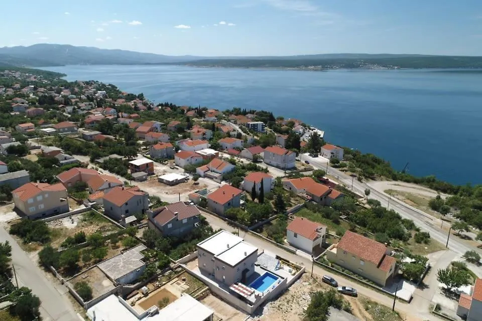 Apartment Azeret With Swimminpool Maslenica