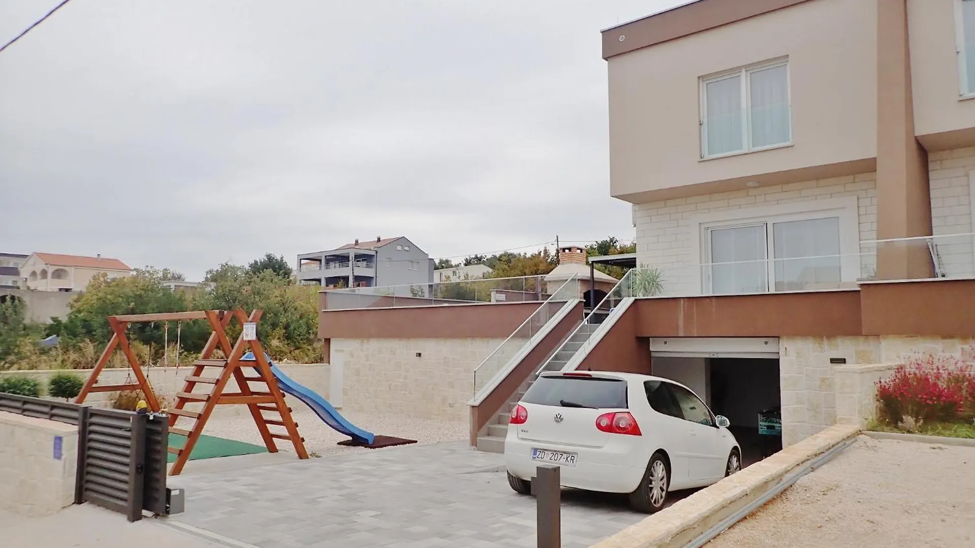 Apartment Azeret With Swimminpool Maslenica Croatia
