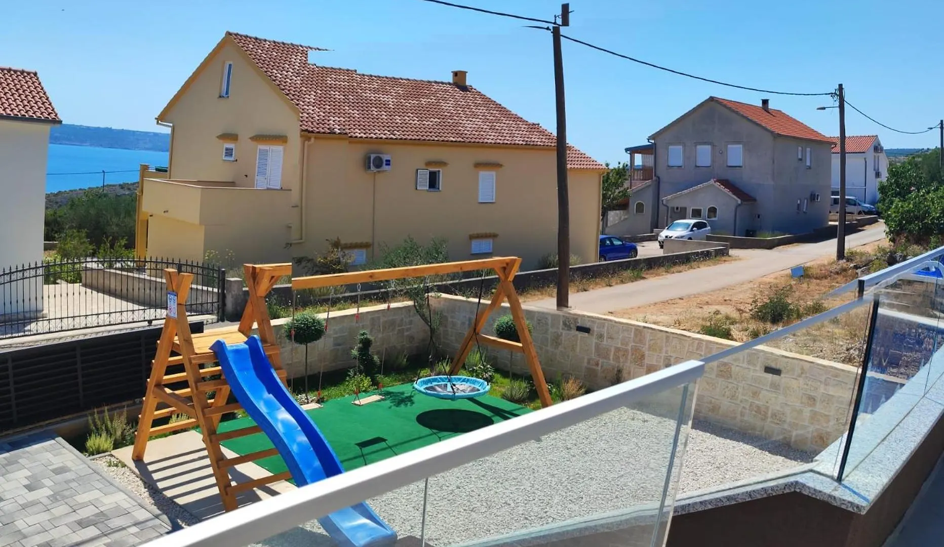 Apartment Azeret With Swimminpool Maslenica 0*,  Croatia