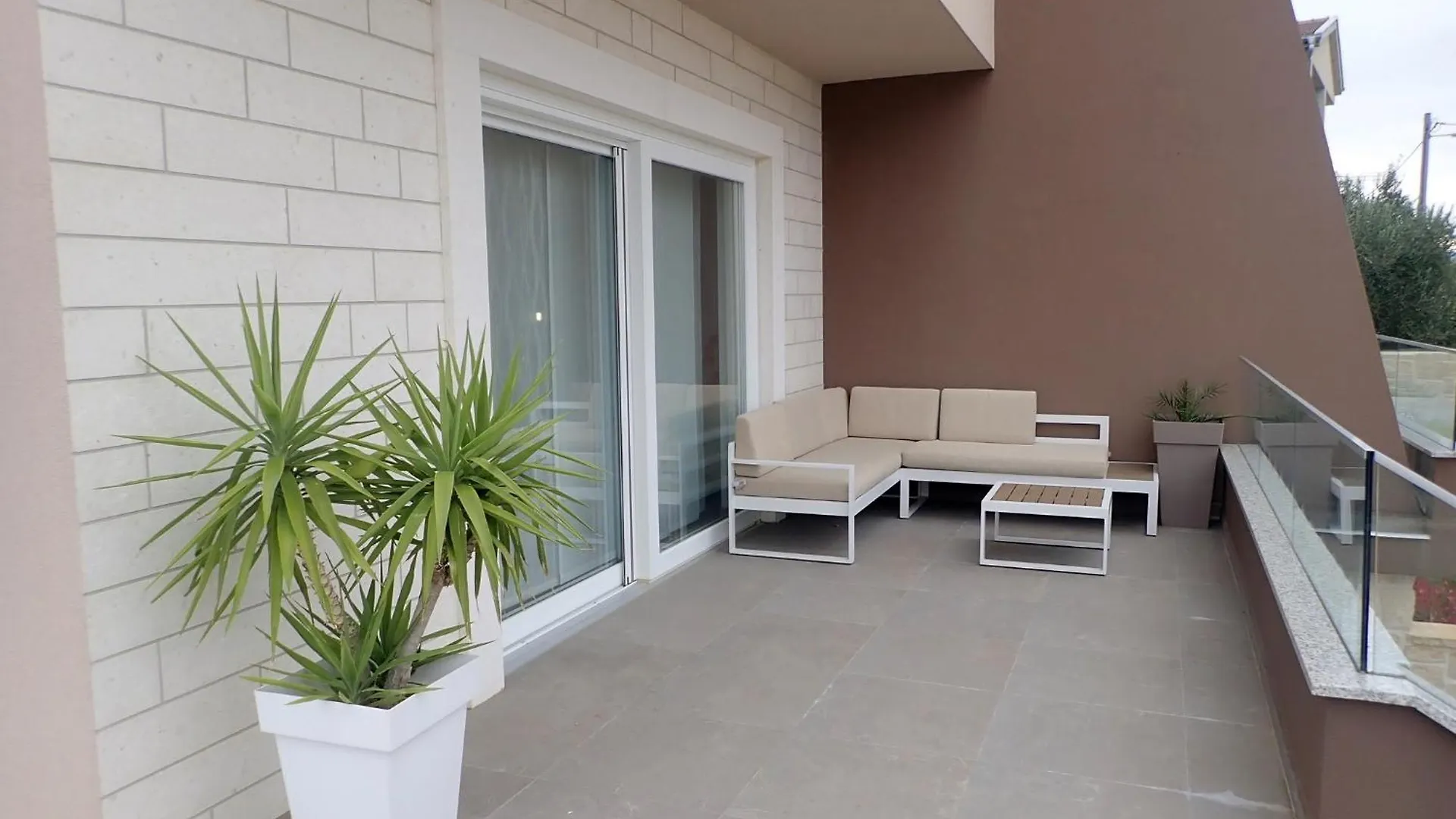 Apartment Azeret With Swimminpool Maslenica