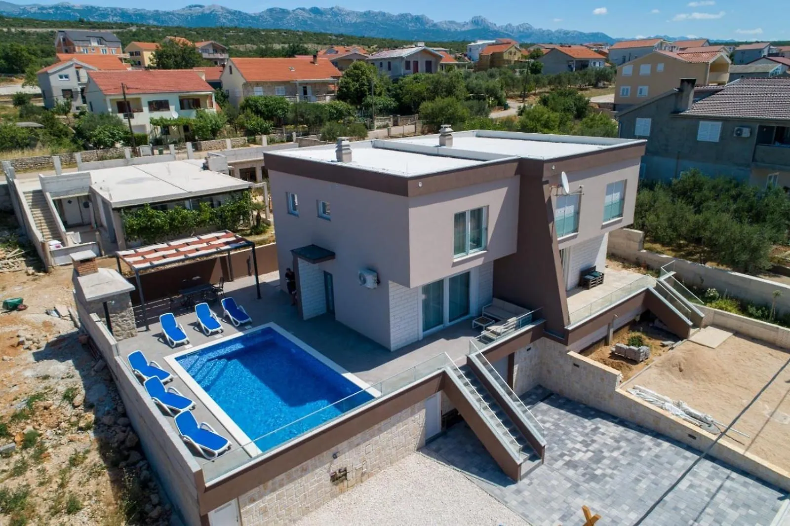 Apartment Azeret With Swimminpool Maslenica