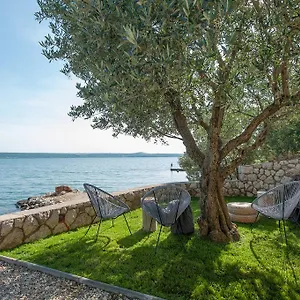 Apartman House Maruna, Maslenica
